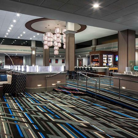 Готель Doubletree By Hilton Newark-Fremont Екстер'єр фото