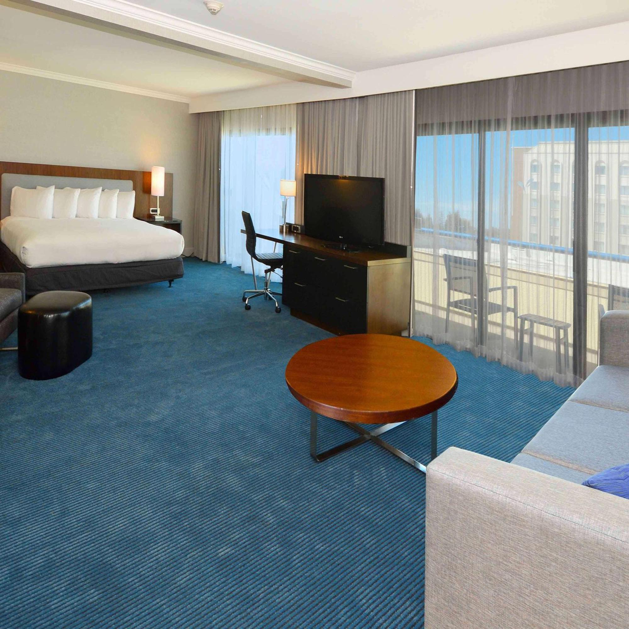 Готель Doubletree By Hilton Newark-Fremont Екстер'єр фото
