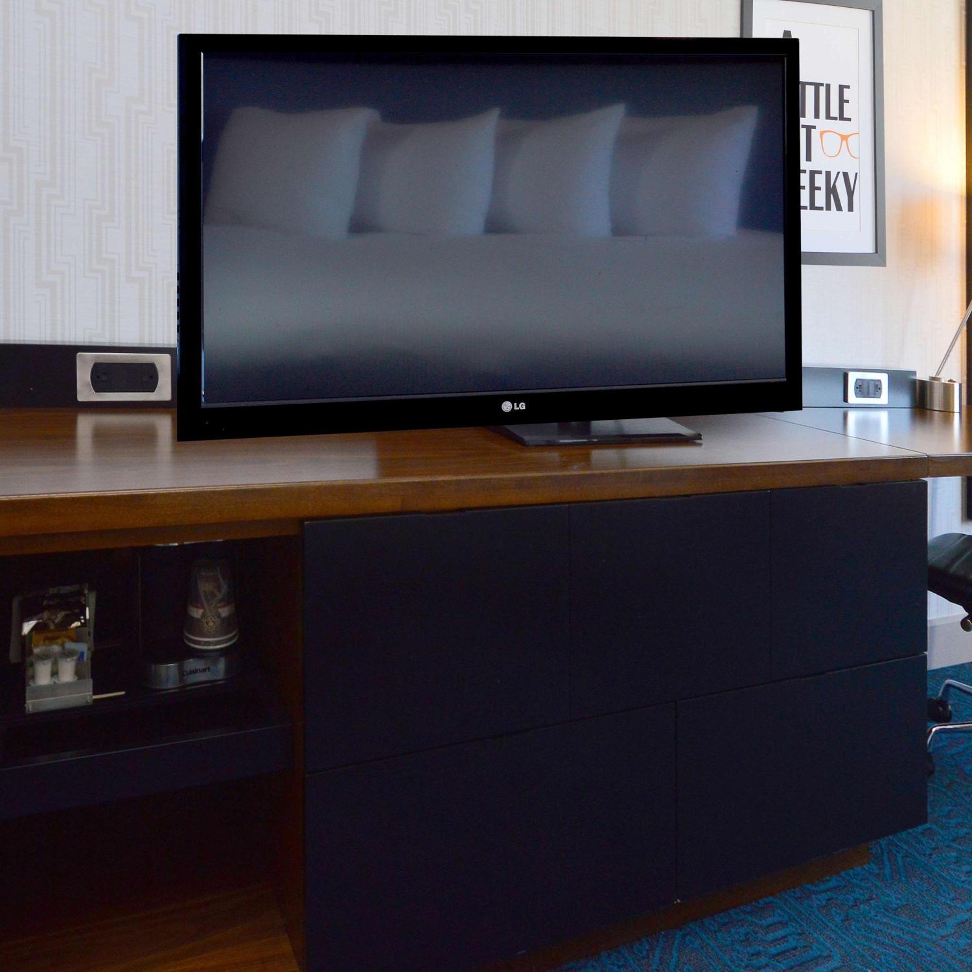 Готель Doubletree By Hilton Newark-Fremont Екстер'єр фото